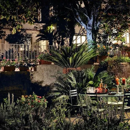 Casa Bianca In The Heart Of The Town, Daily Housekeeping & Concierge * 圣安格塔苏德格尔夫