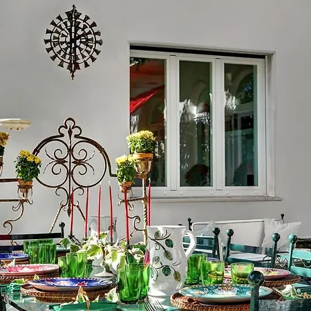 Casa Bianca In The Heart Of The Town, Daily Housekeeping & Concierge 别墅