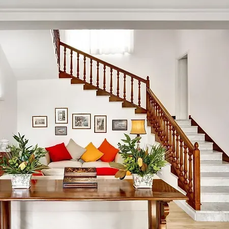Casa Bianca In The Heart Of The Town, Daily Housekeeping & Concierge 别墅